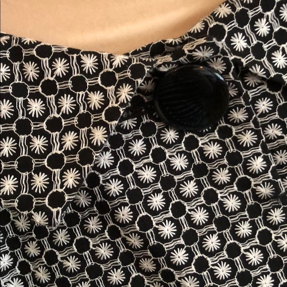 1950’s Inspired Coat - Picture 4 of 6